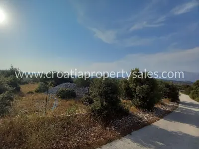 Grundstück, Brač, 20 256 m², 95 000 € - 9