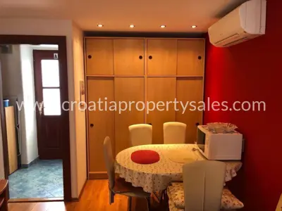 House 79 m², Šolta - 25 m from the waterfront and the sea - 4