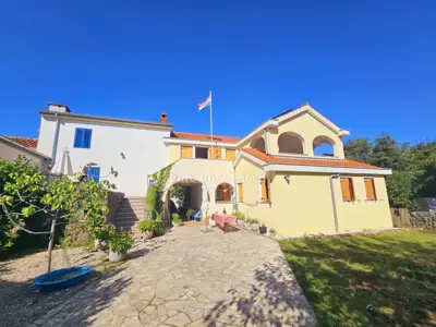 Haus zum Kauf in Malinska, 200 m² - 12