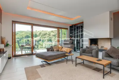 Wohnung zur Miete in Bistrac, 200 m²