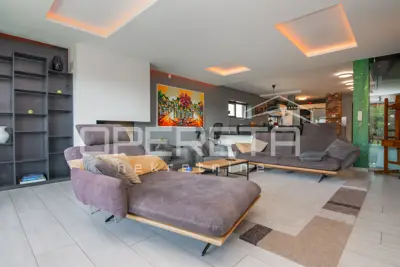 Wohnung zur Miete in Bistrac, 200 m² - 3
