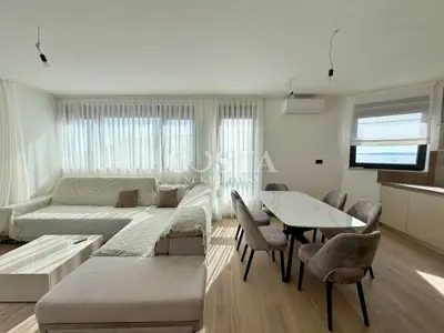 Penthouse 67 m², Petrčane - pogled na more i krovna terasa - 5