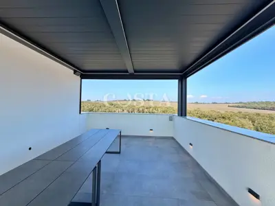 Penthouse 67 m², Petrčane - pogled na more i krovna terasa - 20