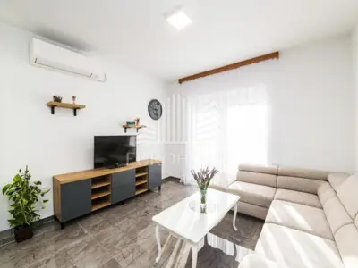 ZADAR, MELADA, Trosobna villa za dugoročan najam, 90 m² - 4