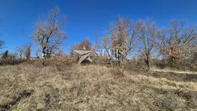 Bauland 836 m², Žikovići - ruhige Umgebung - 2