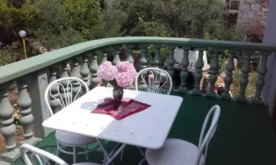 Kamena kuća, Preko na Ugljanu - 4 apartmana, 100 m od mora - 6