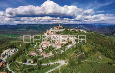 Prodaja, Kuća, Motovun, Motovun, Samostojeća, 220 m² - 4