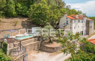 Stone house 500 m², Motovun-Cotići, pool with a view