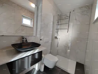 Kuća 200 m², Banjole, 400 m od mora i bazen - 13
