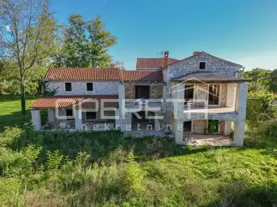 Kamena kuća 349,7 m², Žbandaj kraj Poreča - bazen i wellness - 4