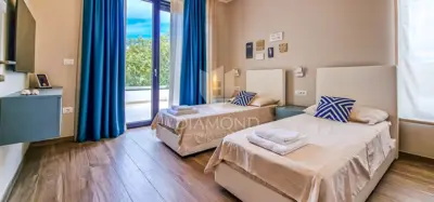 Fažana, okolica, luksuzna villa sa pogledom, blizu plaže - 14