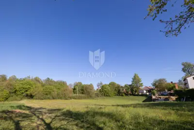 Bauland 2.327 m², Žminj - ruhige Lage - 3