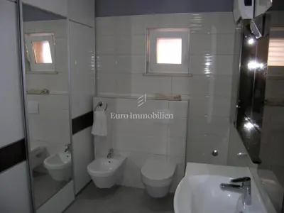 Kuća 320 m², Posedarje - 200 m od mora - 12
