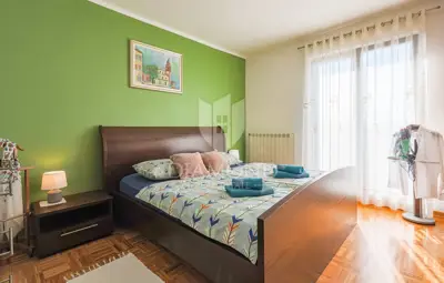 Kuća 320 m², Svetvinčenat - bazen i dvije stambene jedinice - 12