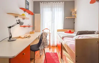 Kuća 320 m², Svetvinčenat - bazen i dvije stambene jedinice - 15