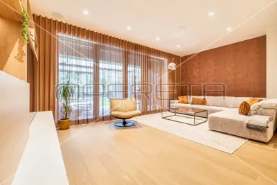 Prodaja, Stan, Centar, Kneza Borna, 5s, 227 m² - 2