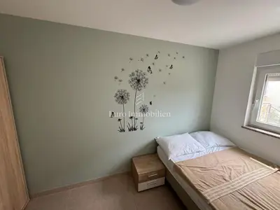 Dva apartmana u prizemlju s okućnicom Omišalj - 17