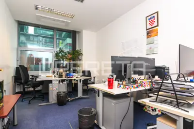 Commercial property for rent in Trnje, 487 m² - 4