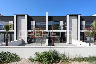 Wohnung zum Kauf in Privlaka, 108,1 m²