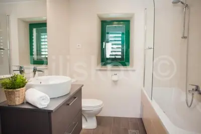 Šibenik, centar, stambeno poslovni objekat - 20