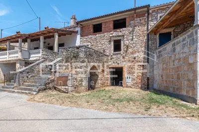 House for sale in Baderna, 210 m² - 2