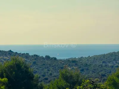 Građevinsko zemljište 2 679 m², Dvornica, pogled na more