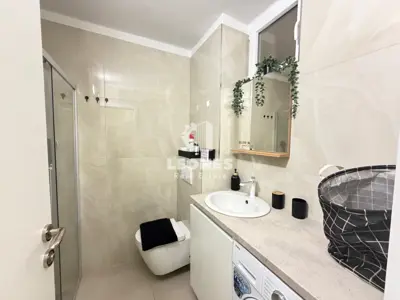 Renovated apartment with a garden near the sea in Novigrad - 13