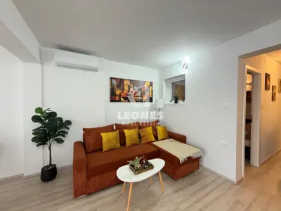Renovated apartment with a garden near the sea in Novigrad - 3