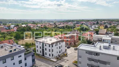 Stan 75 m², Maksimir - trosoban, balkon i 2 parkirna mjesta - 5
