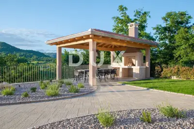Villa 350 m², Labin - Blick ins Grüne und Privatsphäre - 20