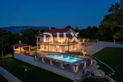 Villa 350 m², Labin - Blick ins Grüne und Privatsphäre - 9