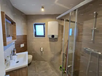 Stan 125 m², Pula - Monteserpo, potkrovlje i terasa - 2