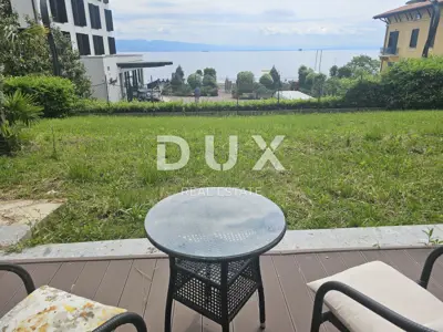 Apartment 29 m², Opatija - Centar, sea view and terrace