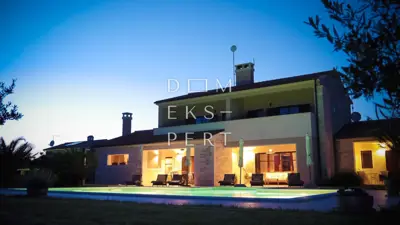 Juršići, Holiday home with pool in Istria - 358 m² - 21