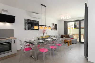 Kuća 114 m², Funtana - bazen i parkiralište - 5