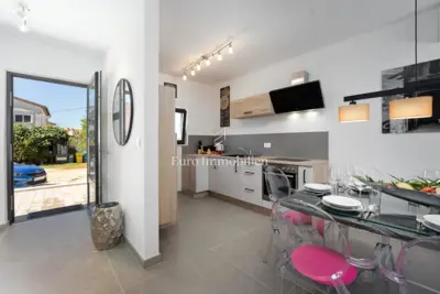 Kuća 114 m², Funtana - bazen i parkiralište - 2