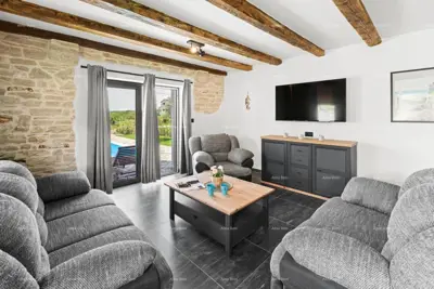 Haus zum Kauf in Baderna, 130 m² - 18