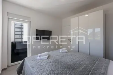 Stan 100 m², Zečevo Rogozničko, 90 m od mora - 2