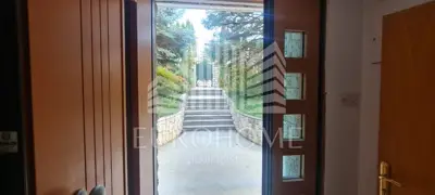 2 kuće, 800 m², Pantovčak-ATRAKTIVNA LOKACIJA - 12