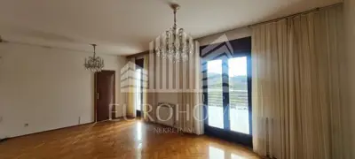 2 kuće, 800 m², Pantovčak-ATRAKTIVNA LOKACIJA - 4