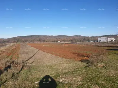 ROVINJSKO SELO - Građevinsko zemljište površine 5234 m² POSLOVNO STAMBENA IZGRADNJA.