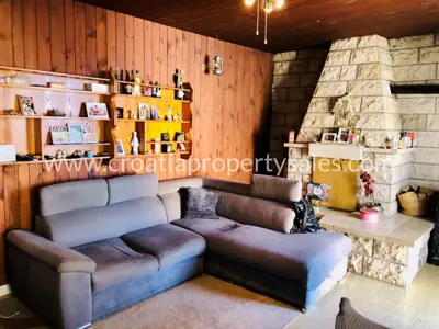 House, Brač, 140 m², 450 000 € - 8