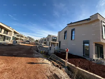 Villa 212 m², Lovrečica bei Umag - Pool und zwei Parkplätze - 16