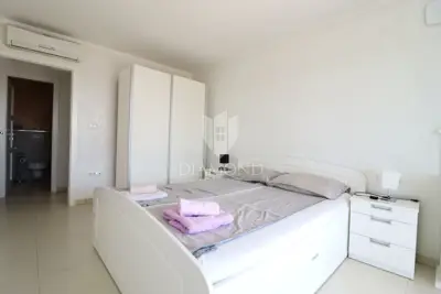 Poreč, okolica: Rijetkost! Kuća za život i zaradu - 4