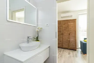 Kuća u Medulinu, 6 apartmana i bazen - 5