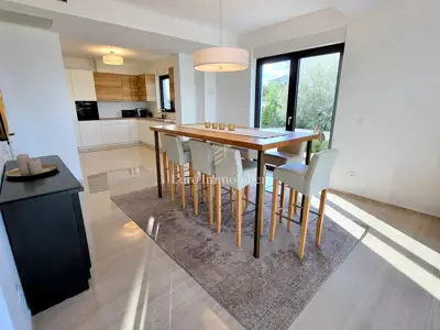 Vila 244 m², Murter - bazen i pogled na more - 8