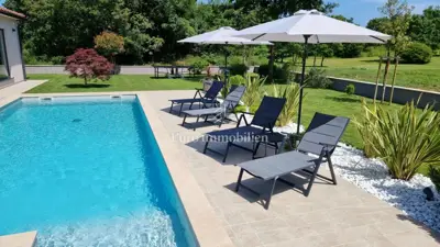 Luksuzno uređena villa s pomoćnim objektom, okolica Labina - 4