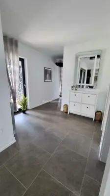 Luksuzno uređena villa s pomoćnim objektom, okolica Labina - 18