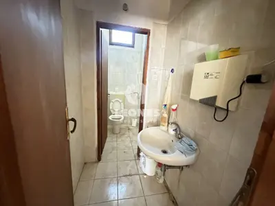 Kuća 300 m², Brtonigla - centar i pogled na more - 8