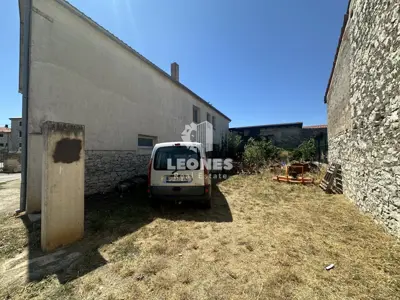 Kuća 300 m², Brtonigla - centar i pogled na more - 4